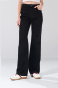 Jean infaltables 90´S negro con tiro alto y bota recta
