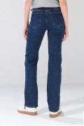 Jean azul tiro alto straight leg infaltables con bolsillos
