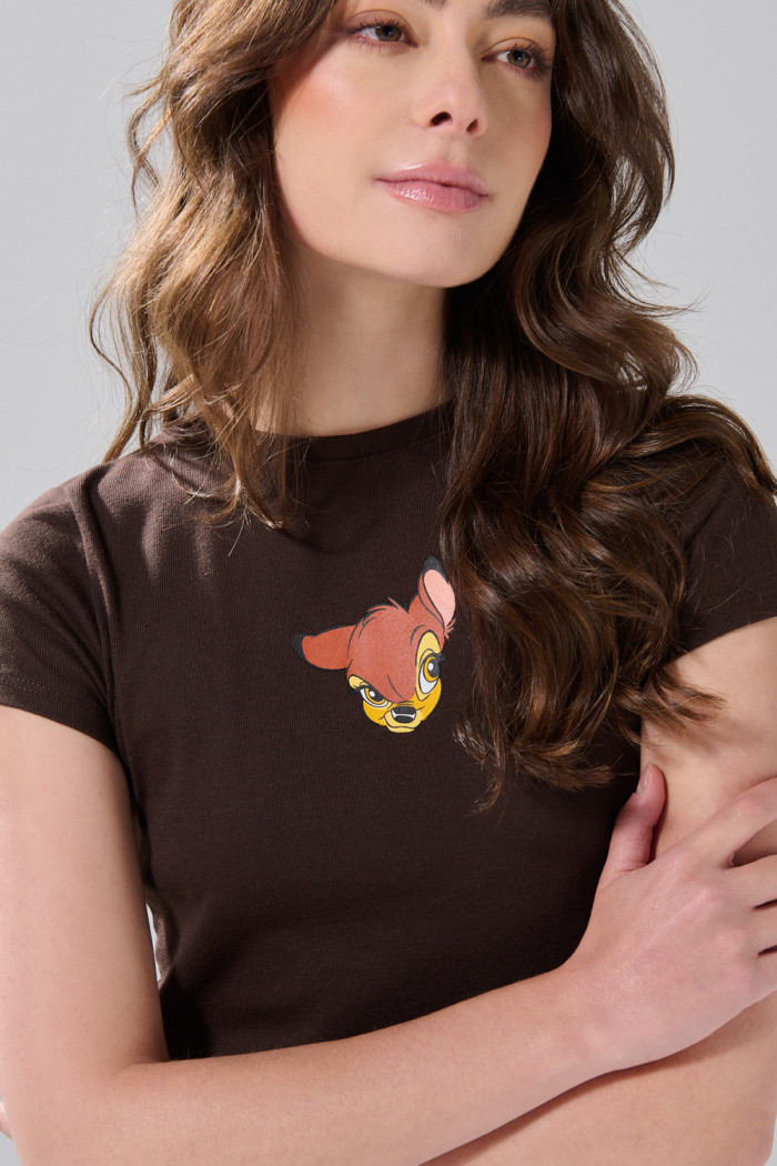 Camiseta café oscura en rib de Bambi cuello redondo