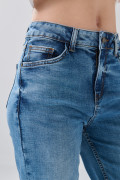 Jean infaltables azul straight leg bota recta con tiro alto
