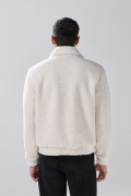 Chaqueta cuello trucker crema clara en tela sherpa