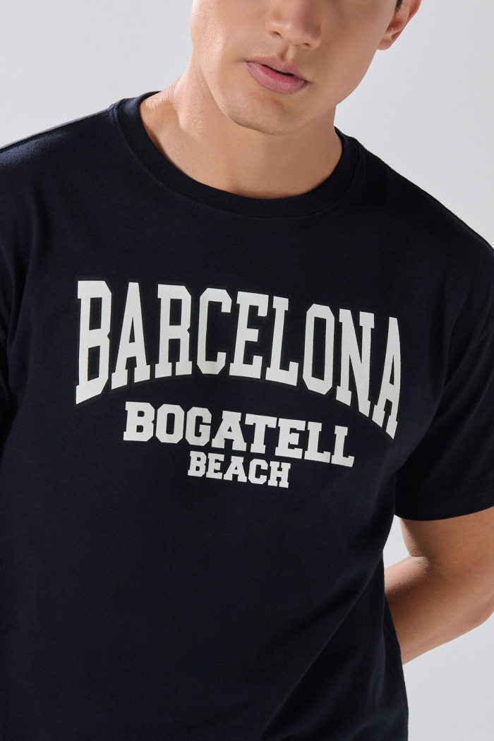 Camiseta en algodón college azul intensa con cuello redondo