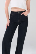 Jean azul straight leg infaltables tiro alto con bota recta
