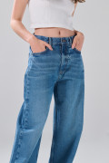 Jean baggy infaltables azul bota ancha con tiro medio
