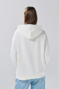 Buzo oversize crema de Mafalda con capota y manga ranglan