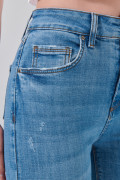Jean azul medio jegging infaltables con súper tiro alto
