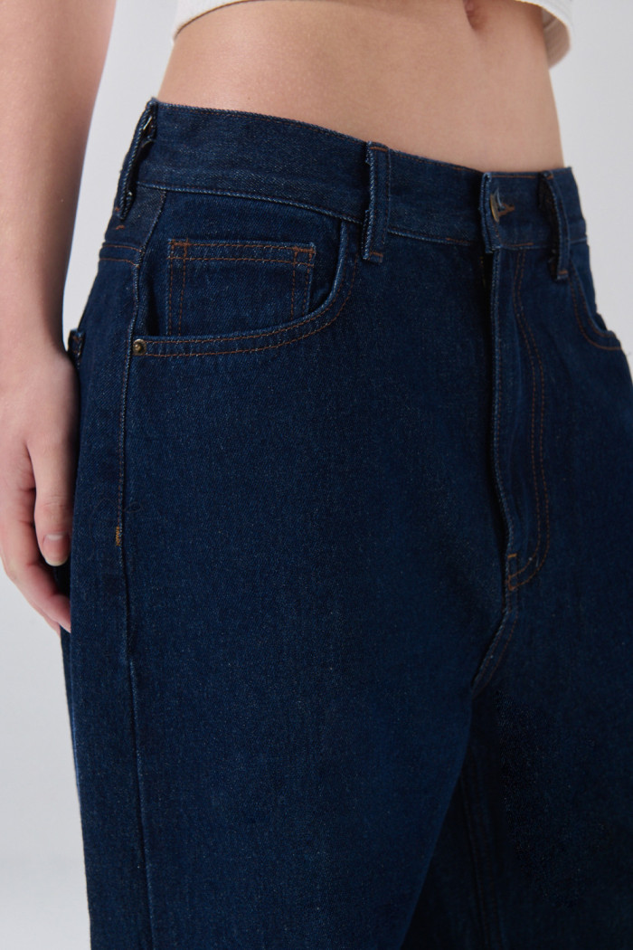 Jean azul intenso tiro medio baggy bota ancha con bolsillos