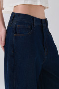 Jean baggy azul intenso tiro medio con costuras y bota ancha
