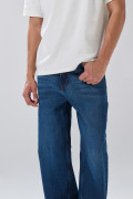 Jean baggy bota ancha azul oscuro tiro medio con bolsillos

