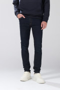 Jean skinny infaltables azul con tiro bajo y bolsillos
