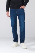 Jean straight leg azul infaltables tiro bajo con bota recta
