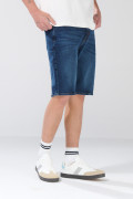 Bermuda tiro bajo slim azul de jean infaltables con botón
