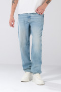 Jean infaltables azul 90´S con desgastes y tiro bajo
