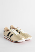 Tenis casuales unicolores con efecto brillante y contrastes
