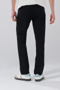 Jean straight leg bota recta con tiro bajo negro y bolsillos