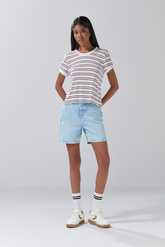 Short de jean tiro súper alto azul claro con 5 bolsillos