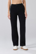 Jean straight leg bota recta con tiro alto negro y bolsillos
