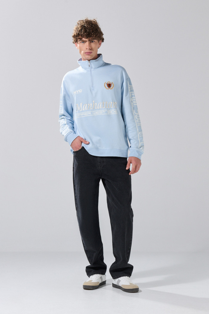 Jean gris baggy infaltables con tiro medio y bota ancha
