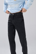 Jean gris baggy infaltables con tiro medio y bota ancha
