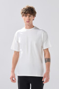 Camiseta manga corta crema en algodón cuello redondo