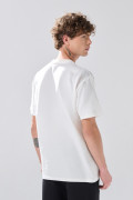 Camiseta manga corta crema en algodón cuello redondo