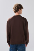 Buzo café oscuro cuello redondo oversize de Scooby-Doo