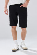 Bermuda de jean slim infaltables negra con tiro bajo

