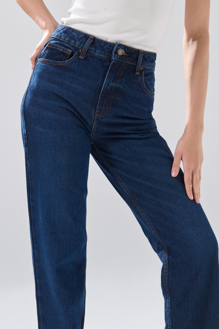 Jean 90´S infaltables bota recta azul oscuro con tiro alto
