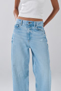 Jean azul claro baggy infaltables bota ancha con tiro medio
