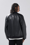 Chaqueta bomber negra de Verano Urbano con broches
