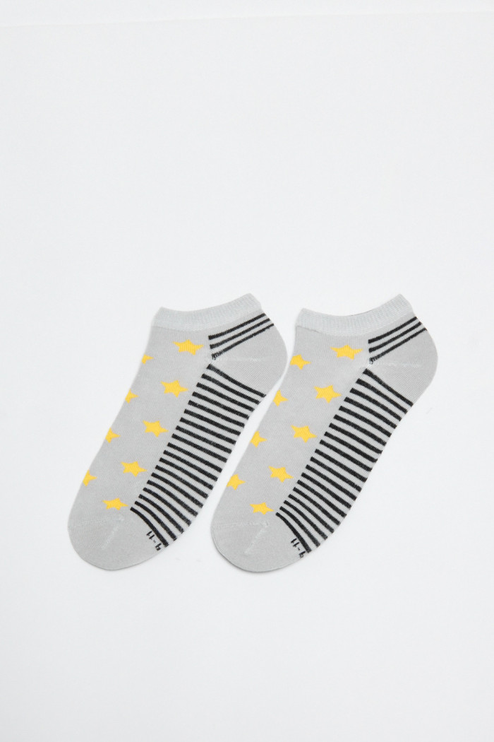 Medias tobilleras unicolores con estrellas y rayas