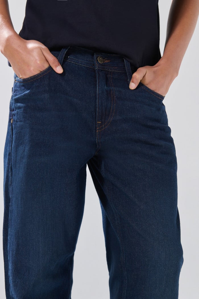 Jean 90´S infaltables azul intenso bota recta con tiro bajo
