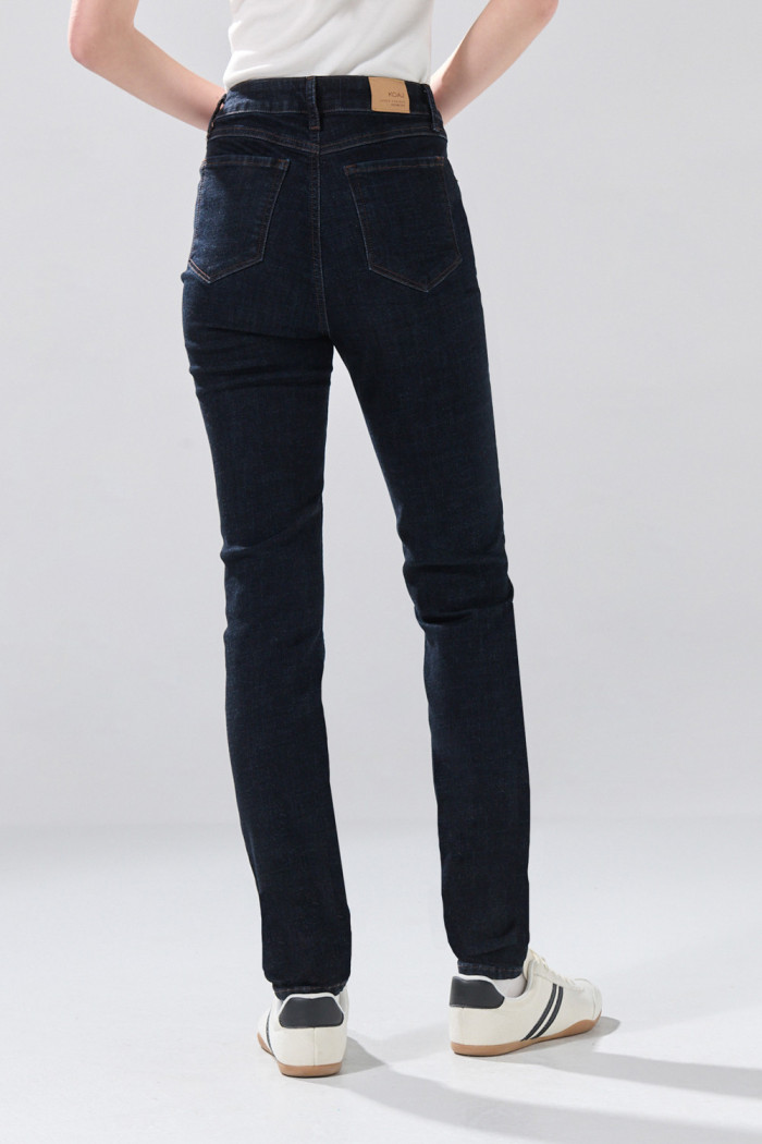 Jean jegging azul súper tiro alto con costuras en contraste
