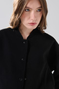 Chaqueta bomber unicolor de Verano Urbano con cuello nerú
