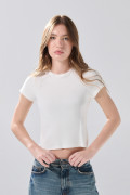 Camiseta infaltables acanalada unicolor con cuello redondo
