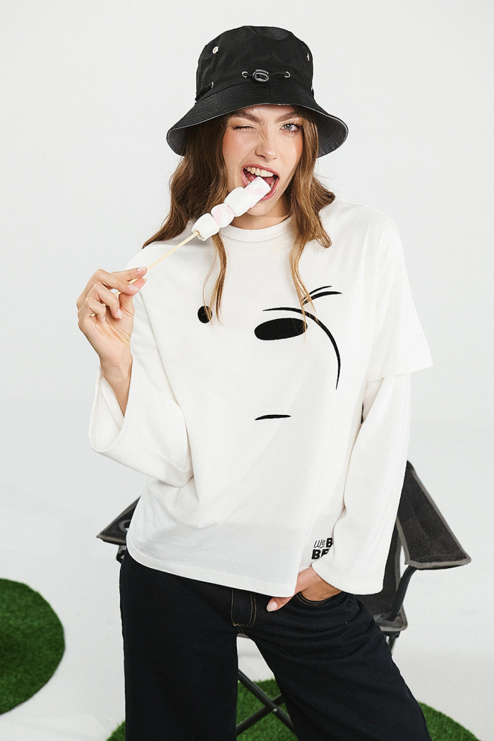 Camiseta de Osos Escandalosos crema con manga corta
