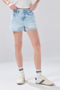 Short de jean infaltables azul con desgastes y tiro alto
