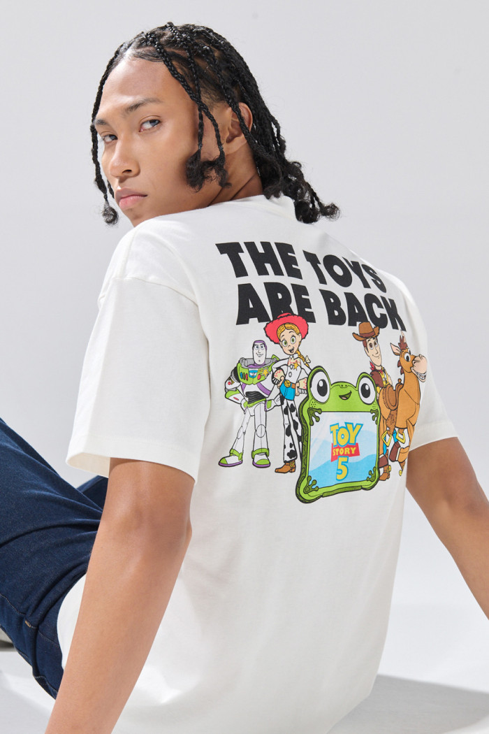Camiseta de Toy Story crema clara con manga corta
