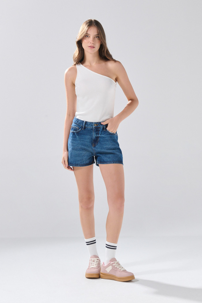 Short tiro alto de jean infaltables azul con cremallera
