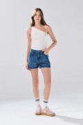 Short tiro alto de jean infaltables azul con cremallera
