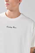Camiseta unicolor con diseños de Verano Urbano y manga corta
