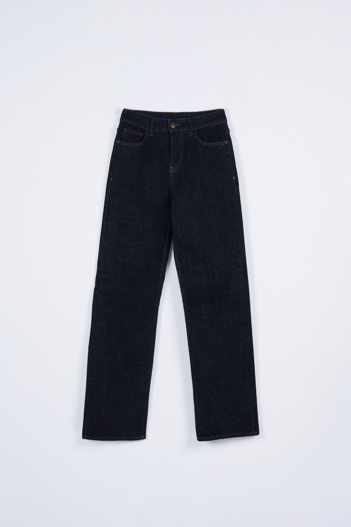 Jean azul intenso straight leg bota recta con tiro alto

