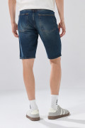 Bermuda slim infaltables azul oscura de jean con costuras
