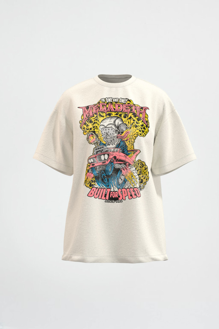Camiseta oversize manga corta crema con arte de Megadeth
