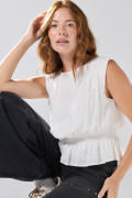 Blusa  manga corta con cremallera en espalda