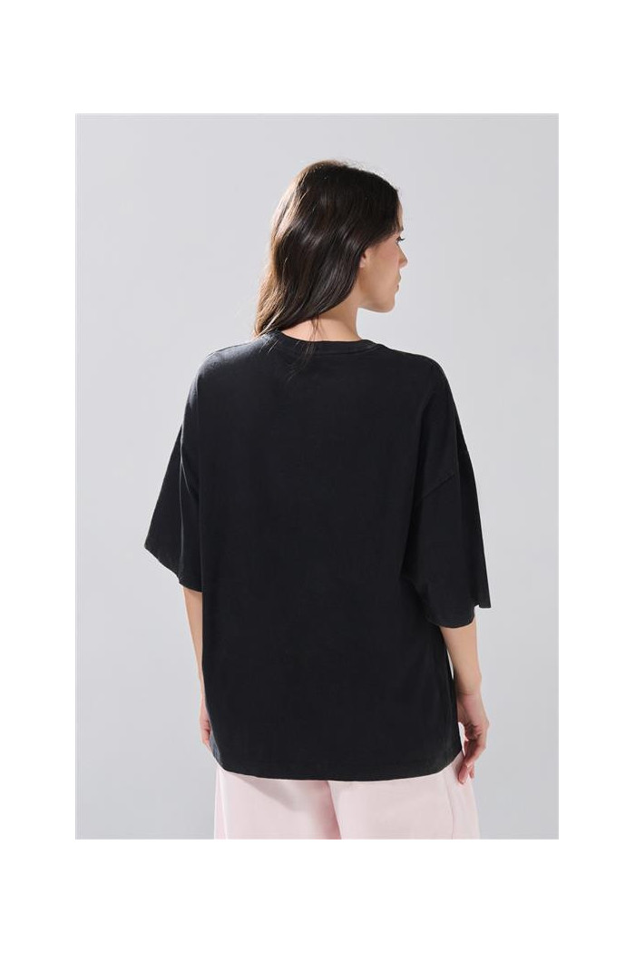 Camiseta negra tie dye cuello redondo de Verano Urbano
