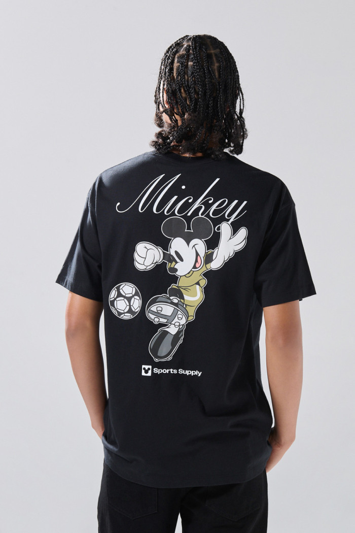 Camiseta negra con cuello redondo y diseños de Mickey
