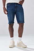 Bermuda de jean slim infaltables azul oscura con tiro bajo
