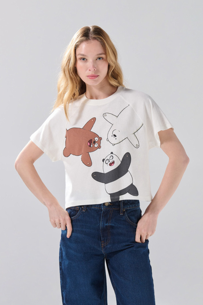 Camiseta de Osos Escandalosos crema con manga ranglan