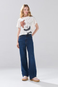 Camiseta de Osos Escandalosos crema con manga ranglan